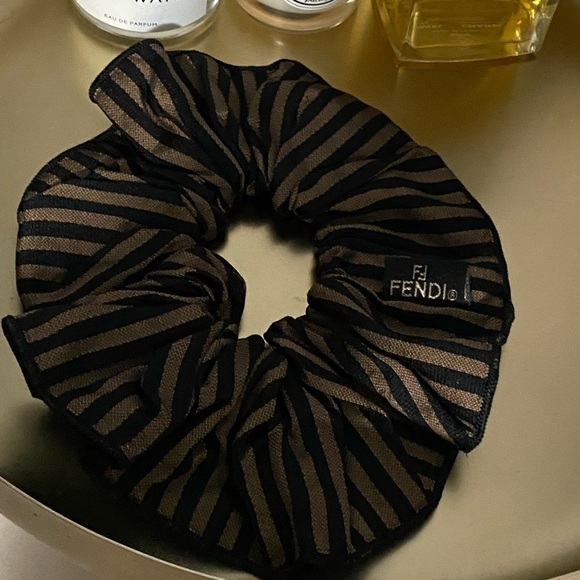 𝅺authentic Large Fendi hair scrunchie - Picture 1 of 9